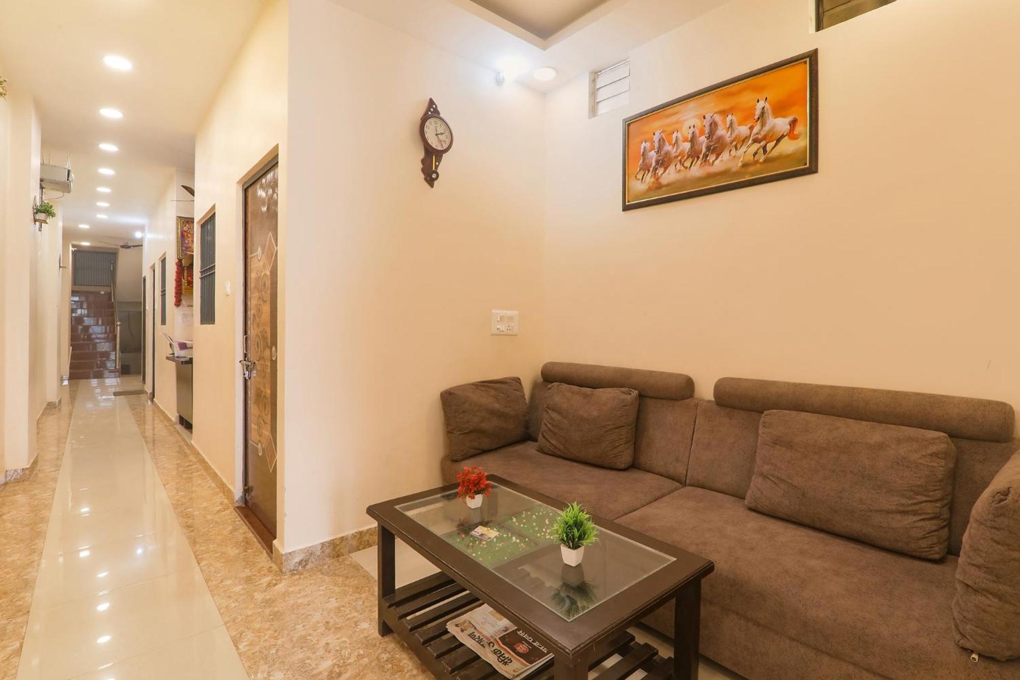 Fabhotel Rk Palace Ayodhya 外观 照片