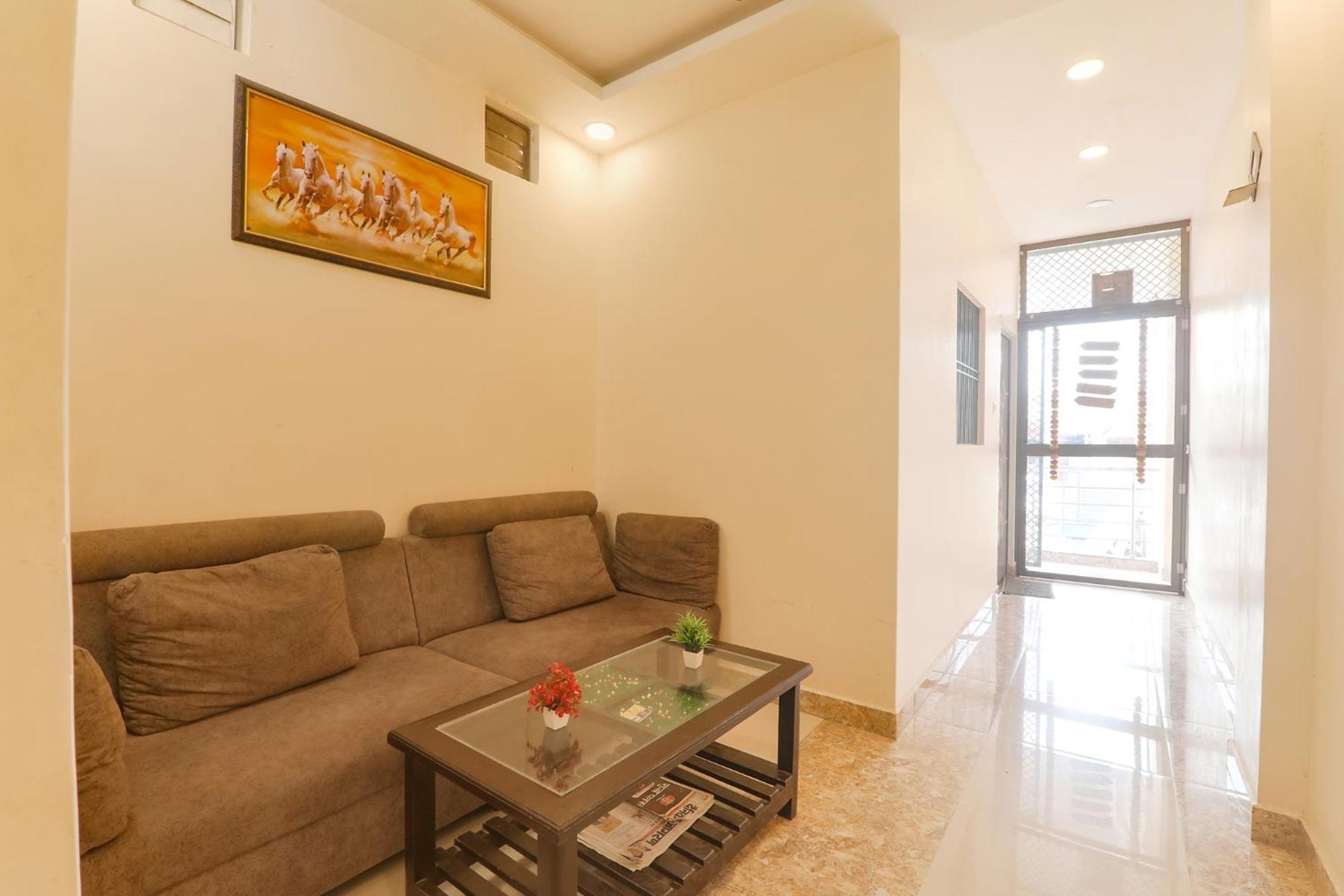 Fabhotel Rk Palace Ayodhya 外观 照片